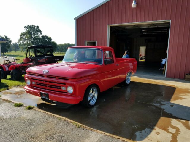 Ford F-100 1961 image number 0