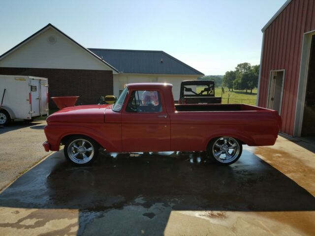 Ford F-100 1961 image number 1