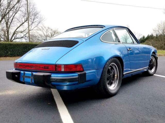 Porsche 911 1976 image number 6