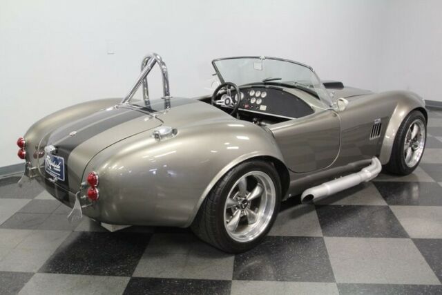 Shelby Cobra 1965 image number 13