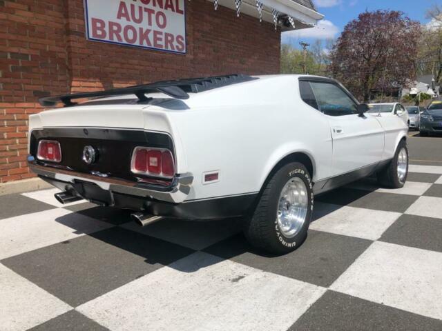 Ford Mustang 1971 image number 9