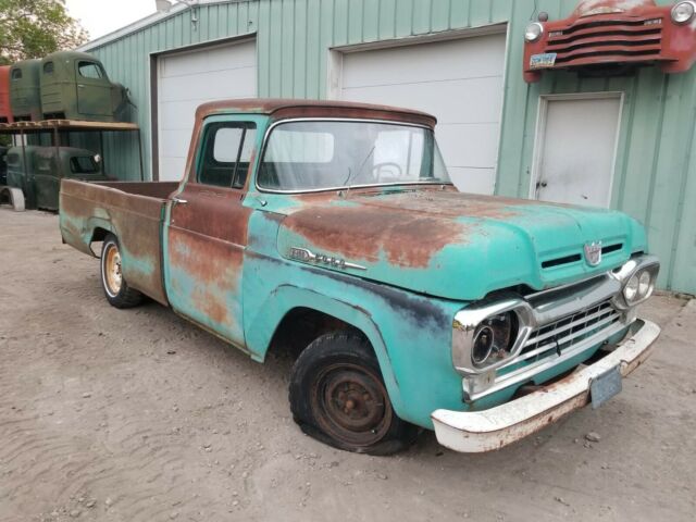 Ford F-100 1960 image number 0