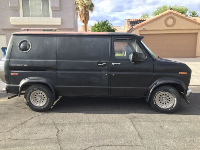 Ford E-Series Van 1976 image number 19