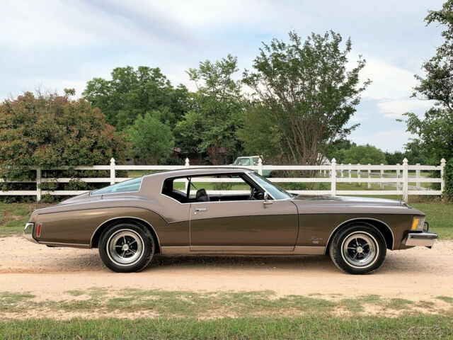 Buick Riviera 1973 image number 18