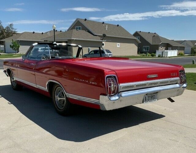 Ford Galaxie 1967 image number 1