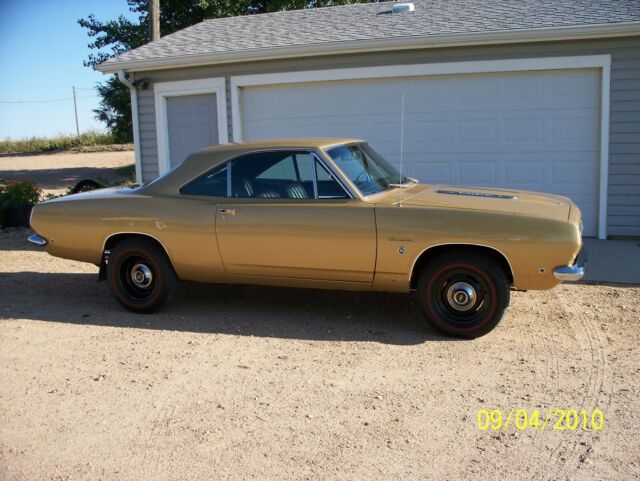 Plymouth Barracuda 1968 image number 0