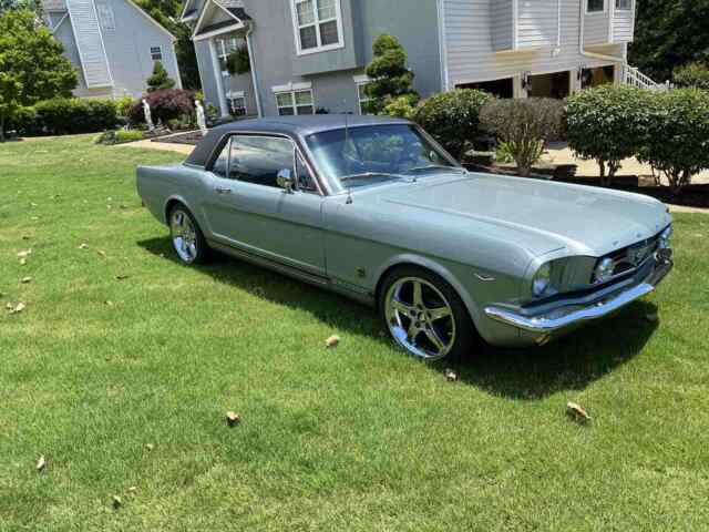 Ford Mustang 1964 image number 12