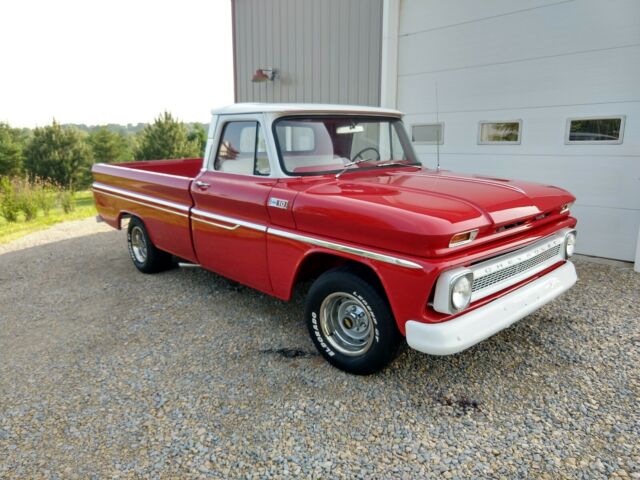 Chevrolet C-10 1965 image number 2