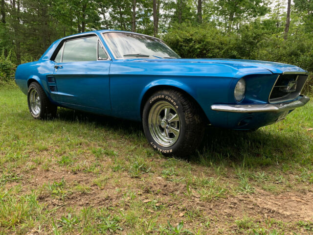 Ford Mustang 1967 image number 27