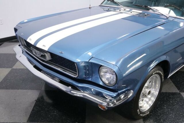 Ford Mustang 1966 image number 22