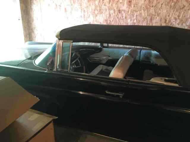 Lincoln Continental Mk IV 1959 image number 19