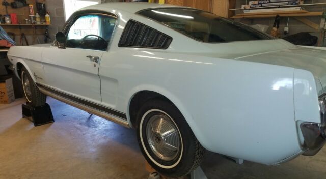 Ford Mustang 1965 image number 30