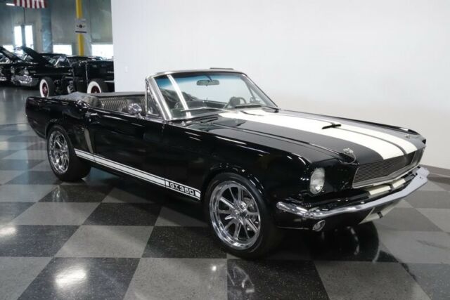 Ford Mustang 1965 image number 17