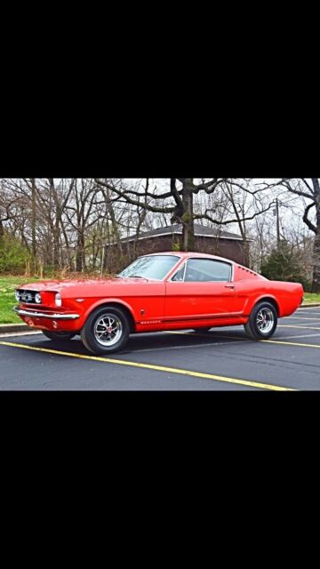 Ford Mustang 1965 image number 23