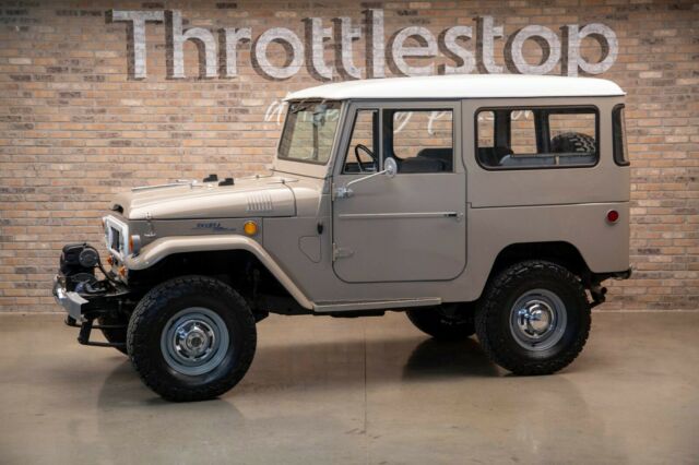 Toyota Land Cruiser 1968 image number 0