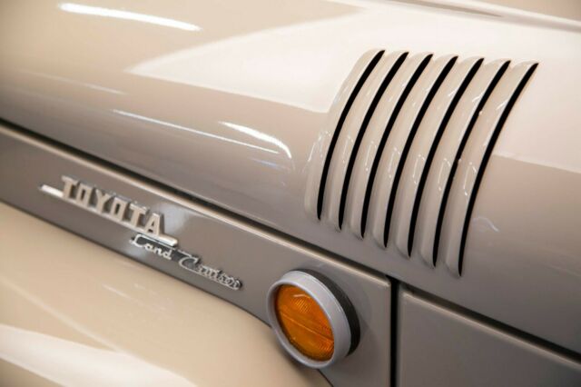 Toyota Land Cruiser 1968 image number 33