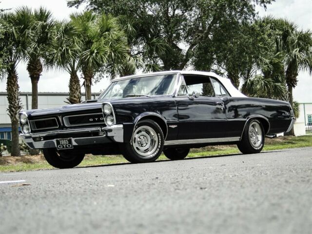 Pontiac GTO 1965 image number 1