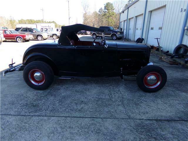 Ford Hi Boy Roadster 1932 image number 4