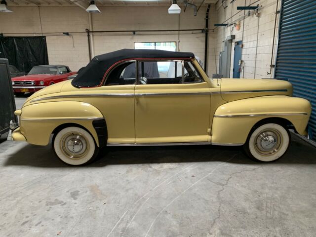 Ford Super Deluxe 1948 image number 21