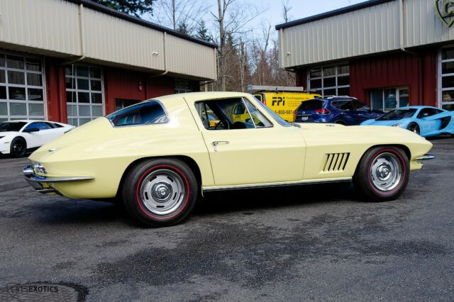 Chevrolet Corvette 1967 image number 13