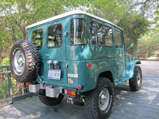 Toyota FJ Cruiser 1978 image number 14