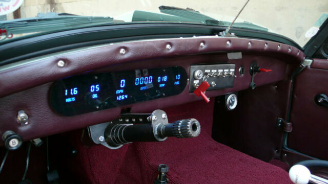 MG Midget 1972 image number 19