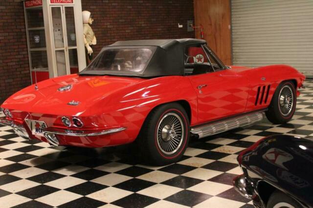 Chevrolet Corvette 1966 image number 21