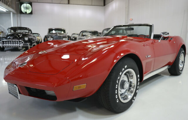 Chevrolet Corvette 1974 image number 1