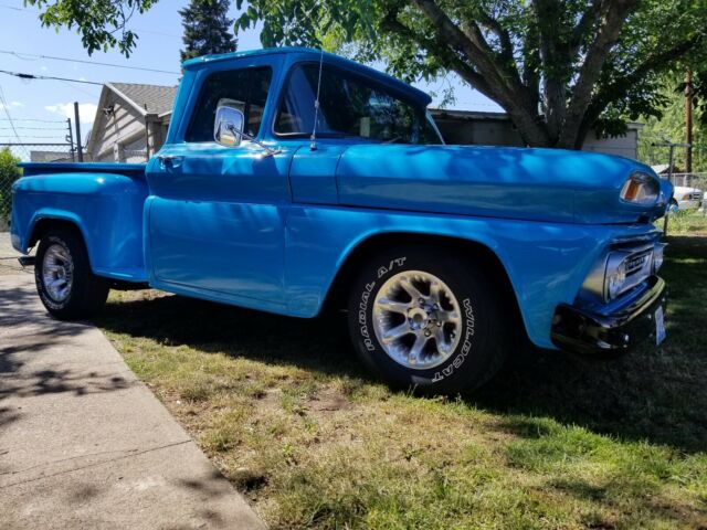 Chevrolet C10/K10 1961 image number 2