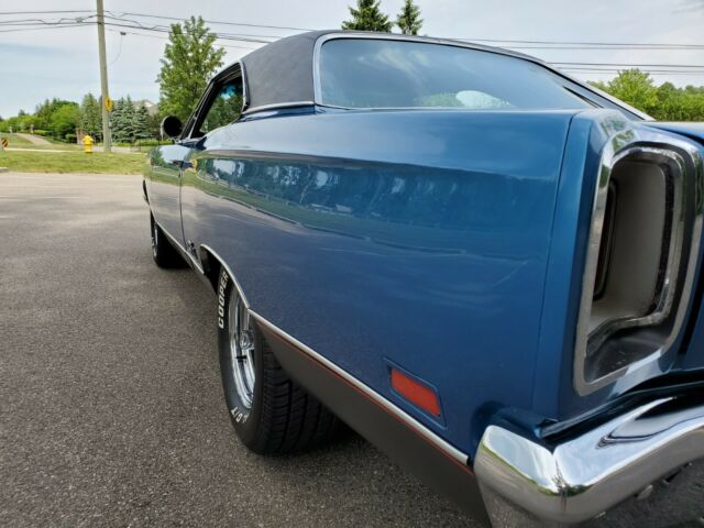 Plymouth GTX 1969 image number 20