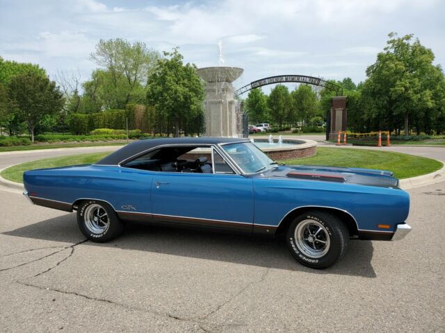 Plymouth GTX 1969 image number 23