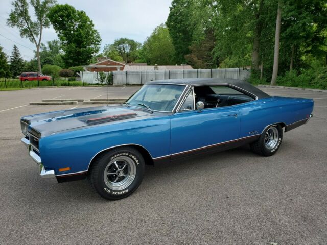 Plymouth GTX 1969 image number 41