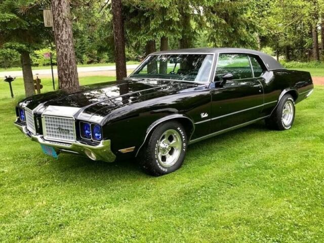 Oldsmobile Cutlass 1972 image number 2