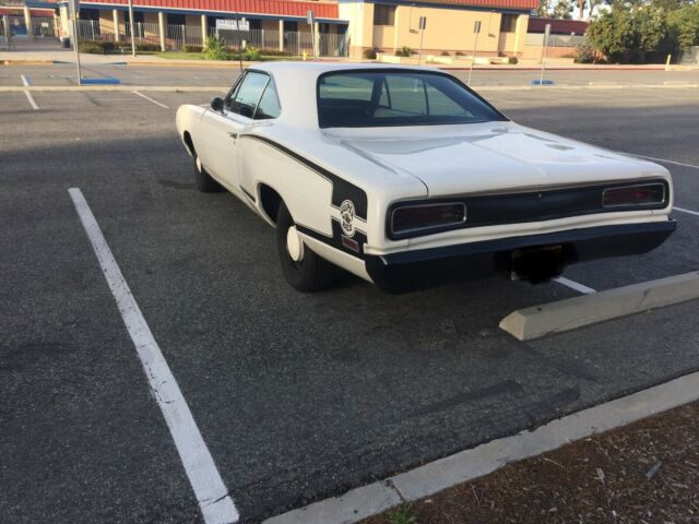 Dodge Coronet 1970 image number 2