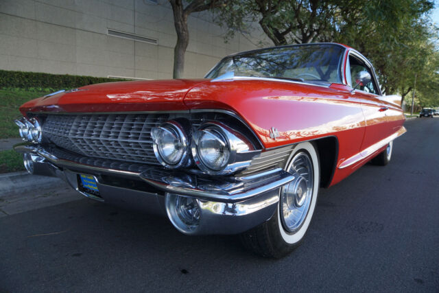 Cadillac DeVille 1961 image number 10