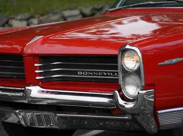 Pontiac Bonneville 1964 image number 15