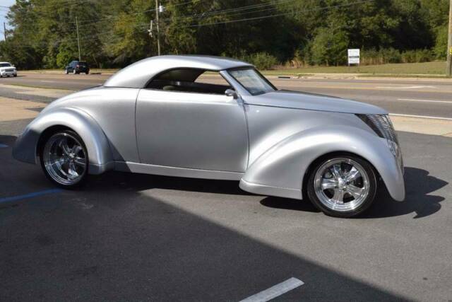 Ford Ford Custom Coupe 1937 image number 11