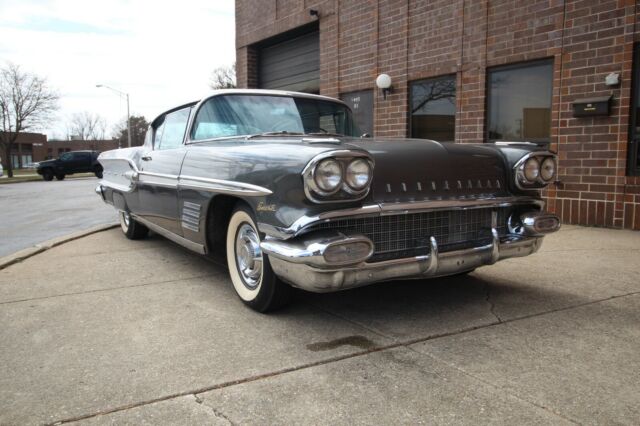 Pontiac Bonneville 1958 image number 30