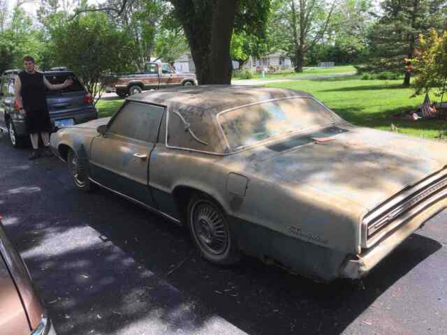 Ford Thunderbird Hardtop 1967 image number 3