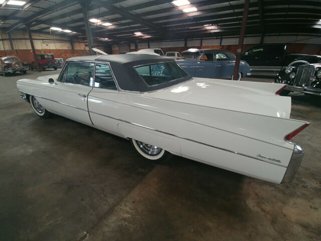 Cadillac DeVille 1963 image number 1