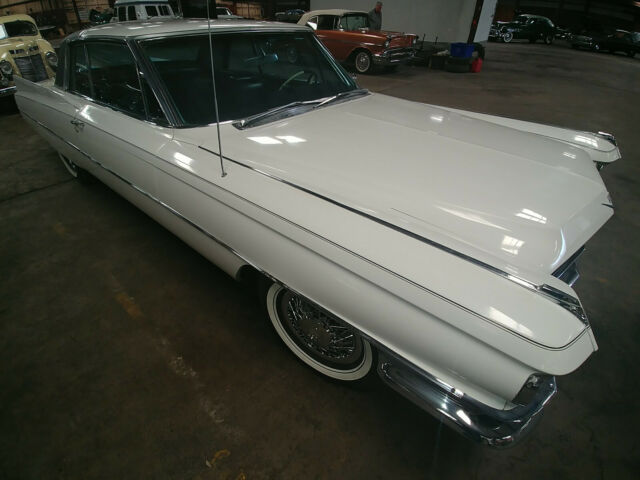 Cadillac DeVille 1963 image number 33