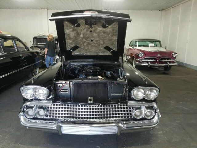 Chevrolet Impala 1958 image number 2