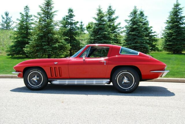 Chevrolet Corvette 1966 image number 0