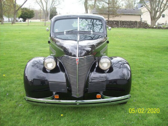 Chevrolet Special Deluxe 1939 image number 17