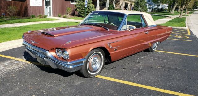 Ford Thunderbird 1965 image number 0