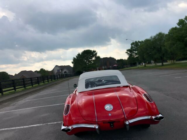 Chevrolet Corvette 1958 image number 33