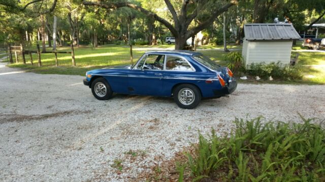 MG MGB 1974 image number 0