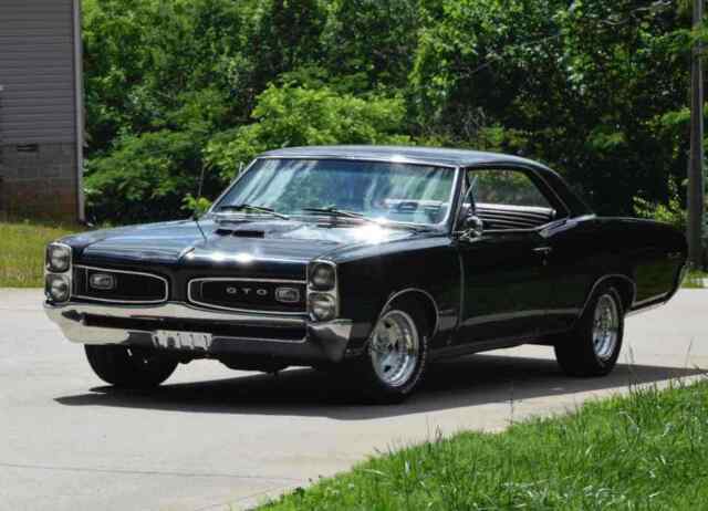 Pontiac GTO 1966 image number 0