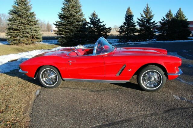 Chevrolet Corvette 1962 image number 5