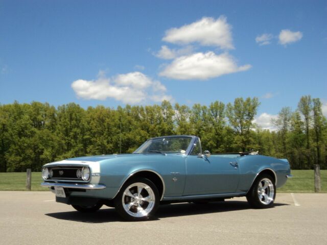 Chevrolet Camaro 1967 image number 0